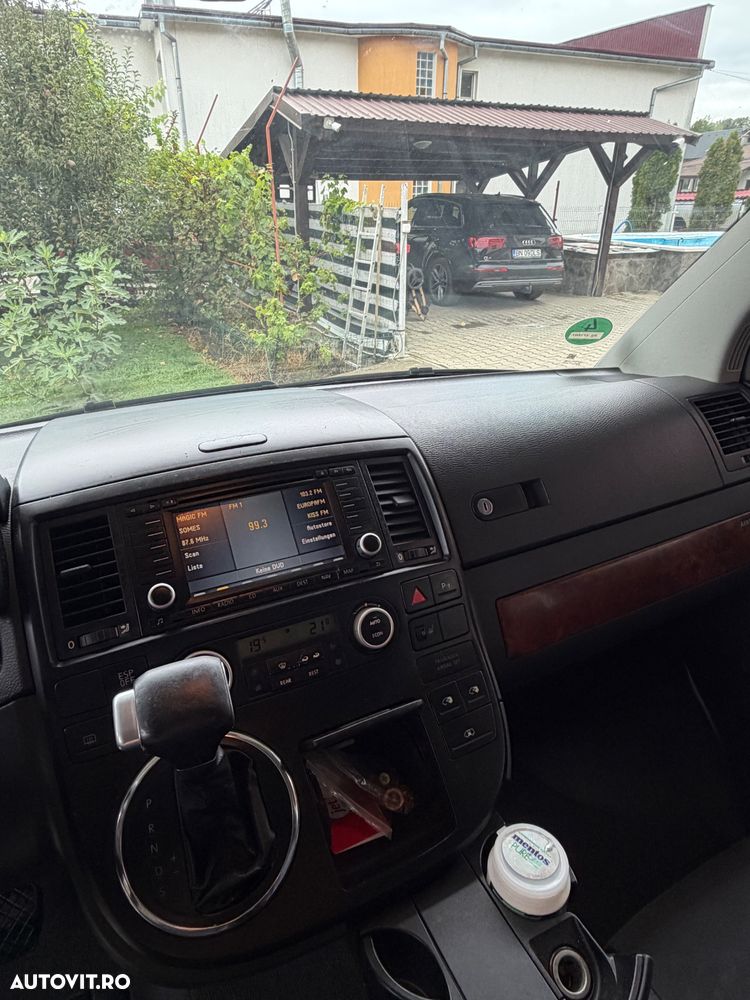 VOLKSWAGEN Multivan 2008 — imagine 9
