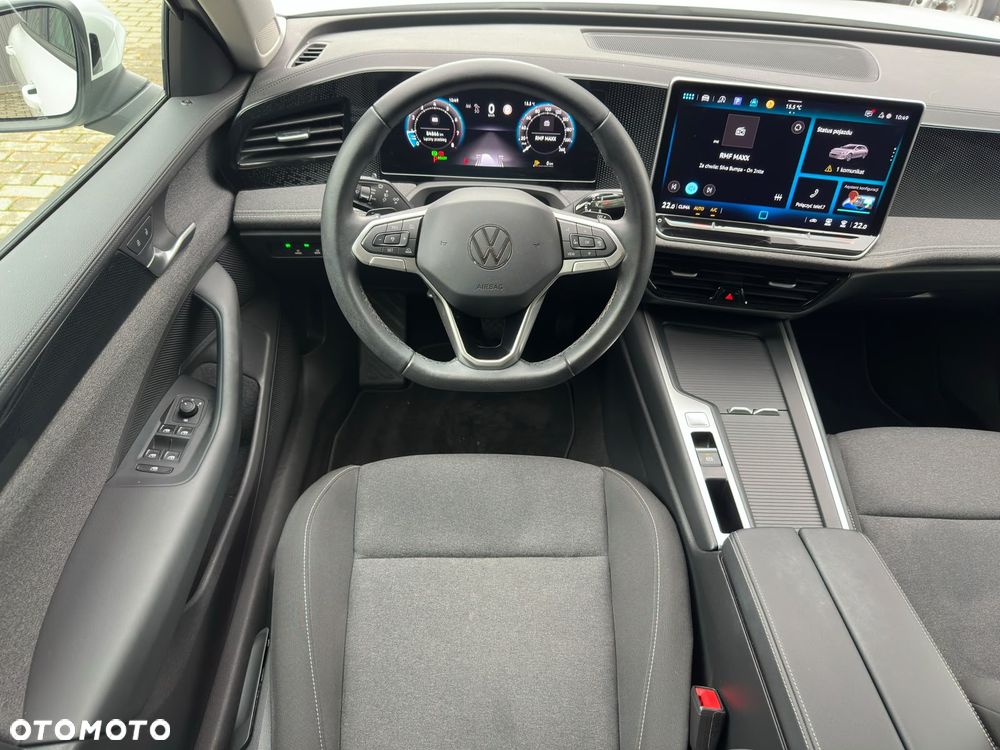 Volkswagen Passat 1.5 TSI ACT mHEV Trend DSG - 11