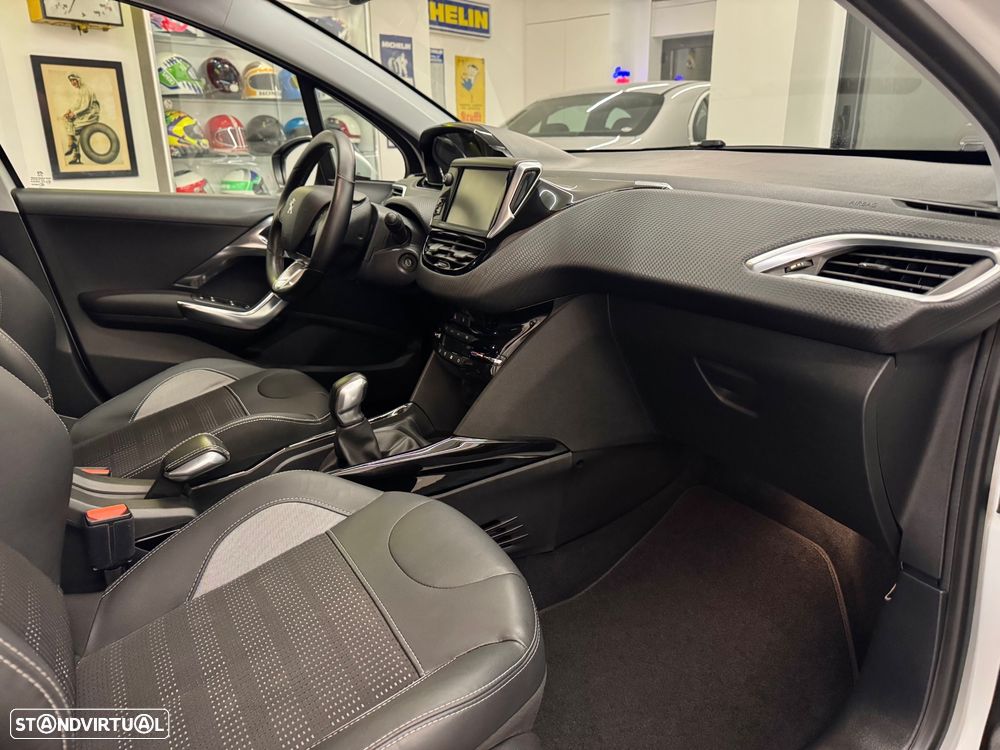 Peugeot 2008 1.6 BlueHDi Allure - 14