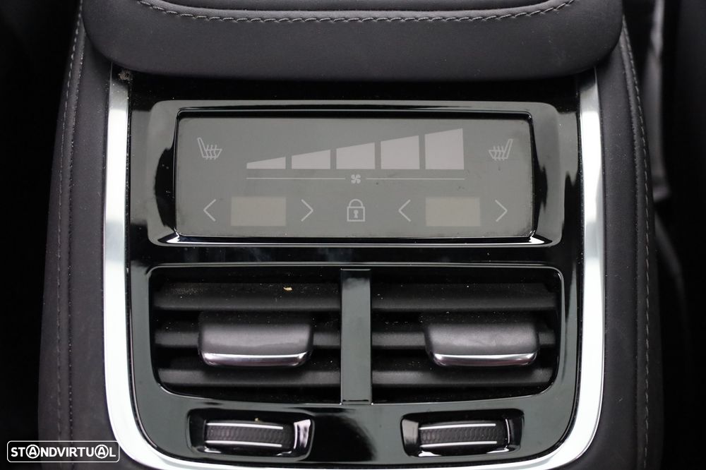 Volvo XC 90 2.0 T8 PHEV Plus Bright AWD - 26