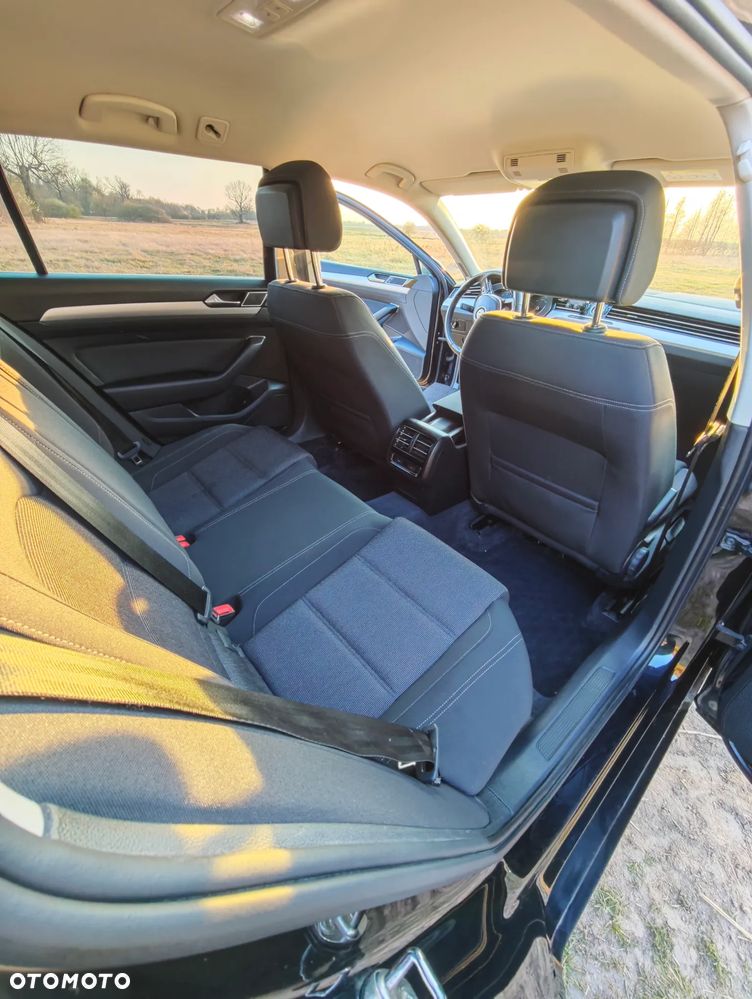 Volkswagen Passat 1.8 TSI BMT Comfortline DSG - 12