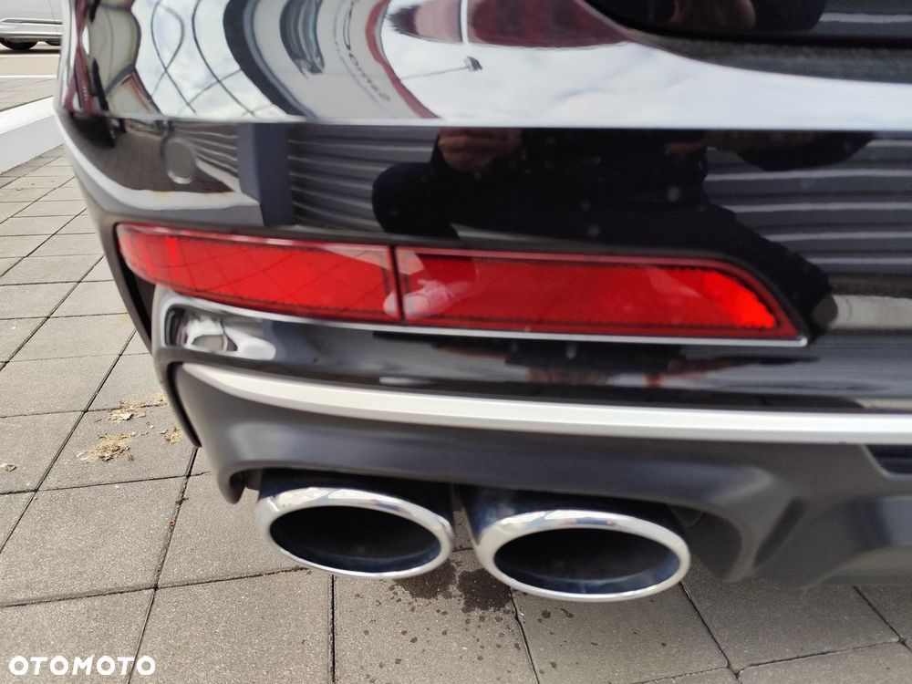 Audi S6 Avant - 29