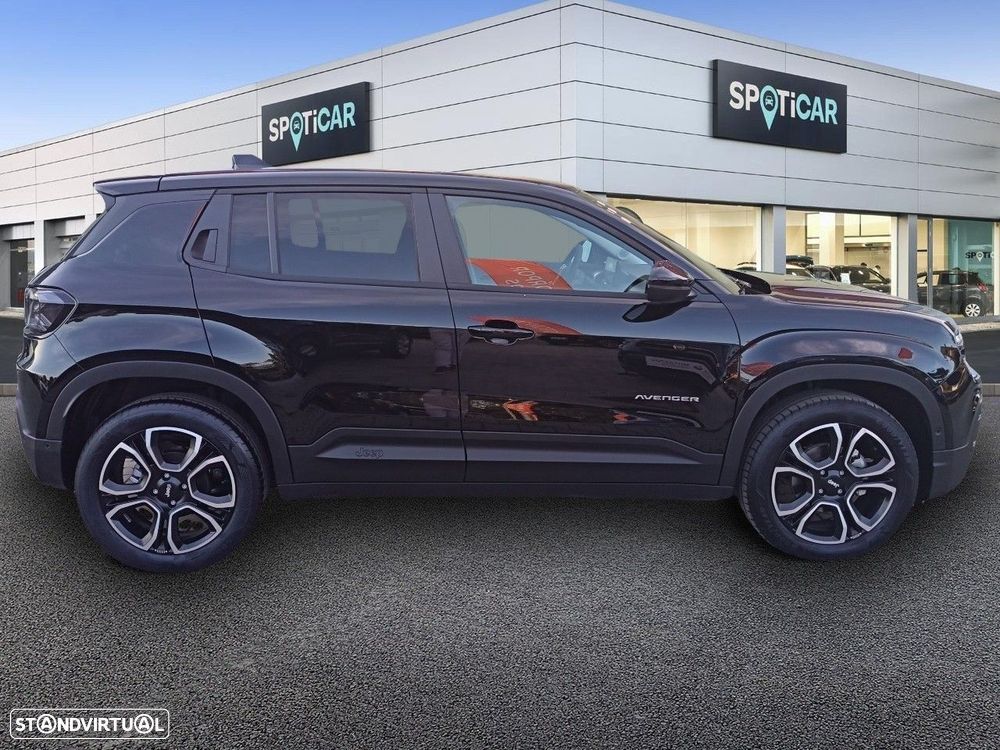 Jeep Avenger 1.2 GSE T3 Summit - 4