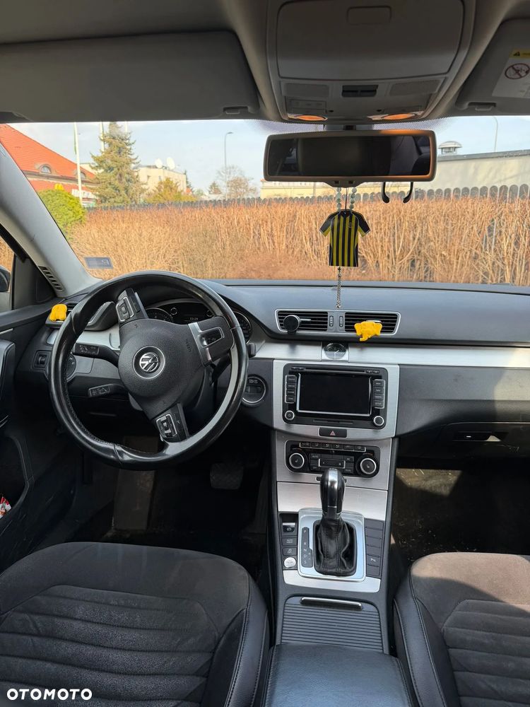 Volkswagen Passat 1.8 TSI Highline DSG - 5