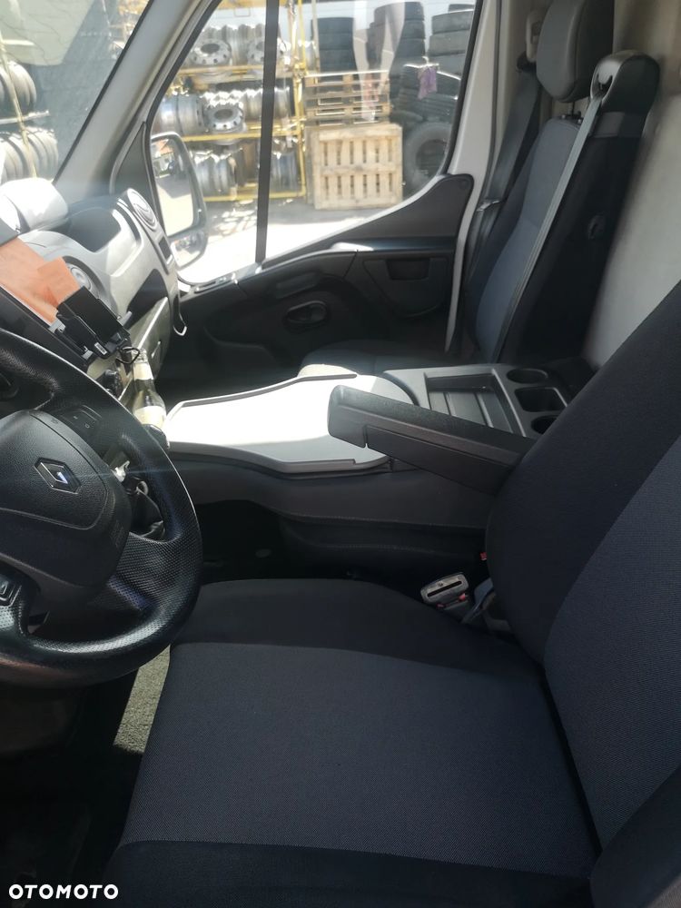 Renault Master - 10