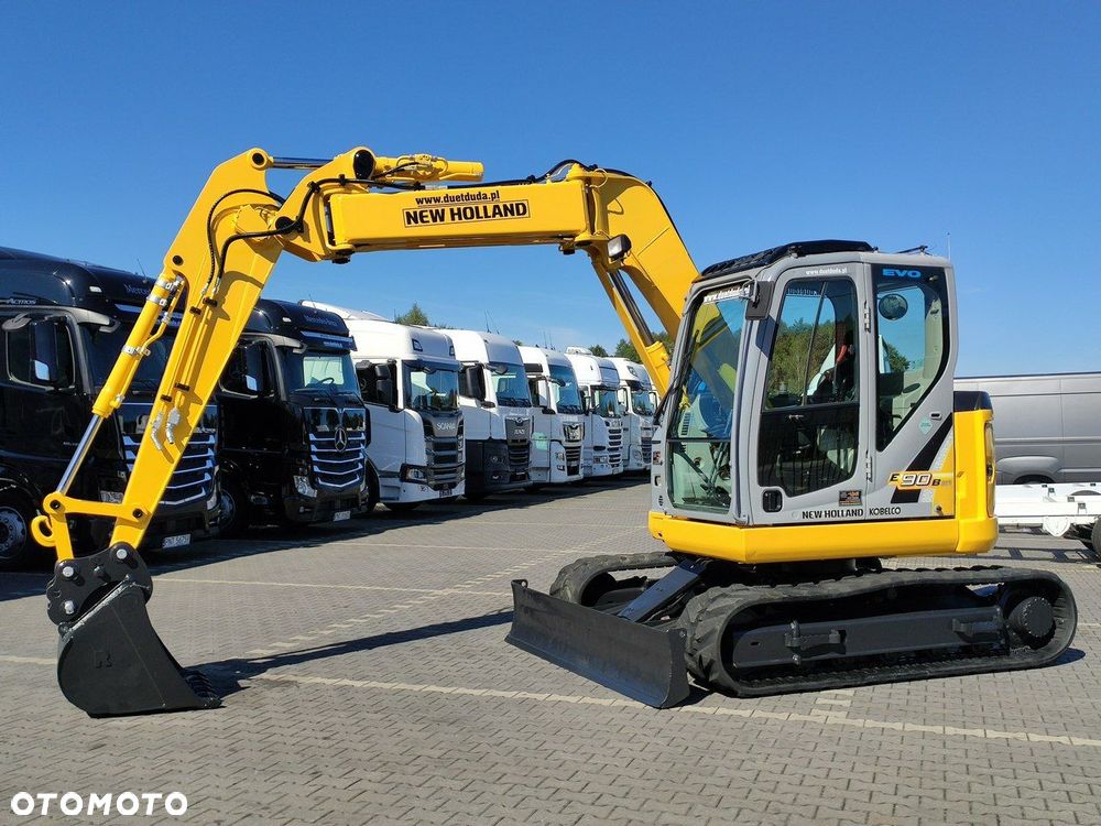 New Holland E90B SR -2 Gąsienicowa 10ton - 4