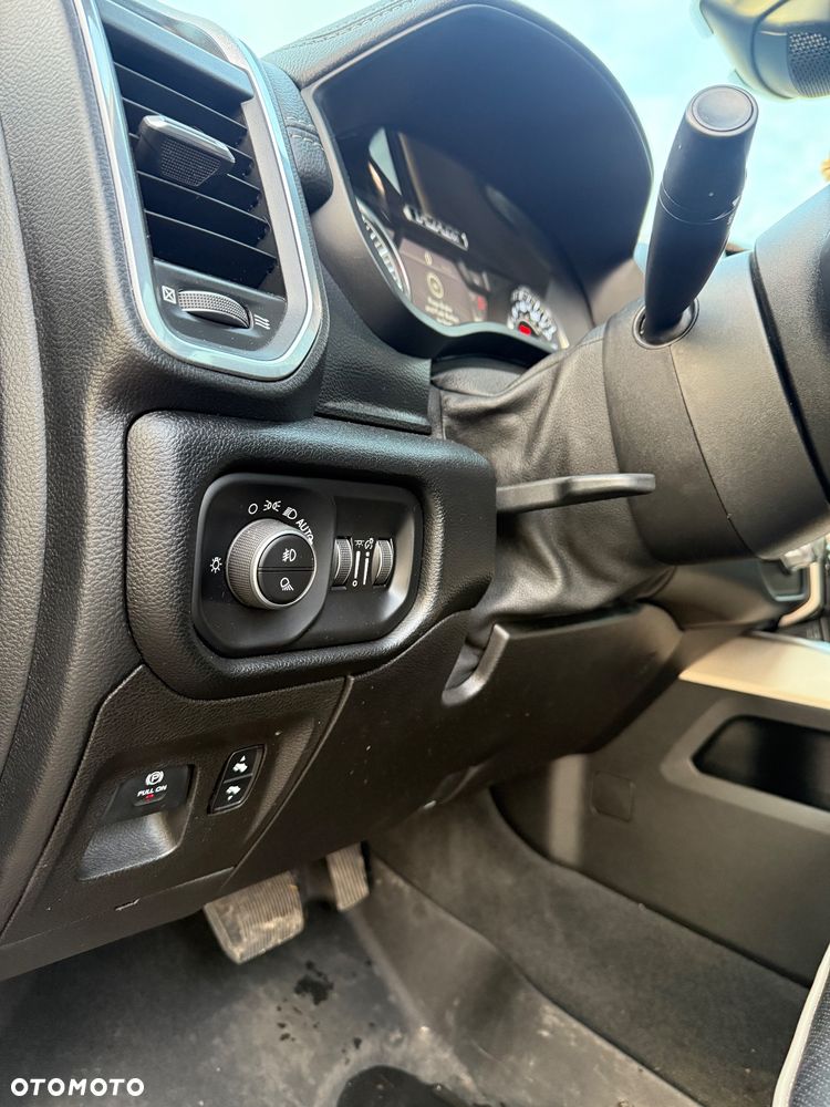 RAM 1500 Crew Cab Longbed Laramie - 23