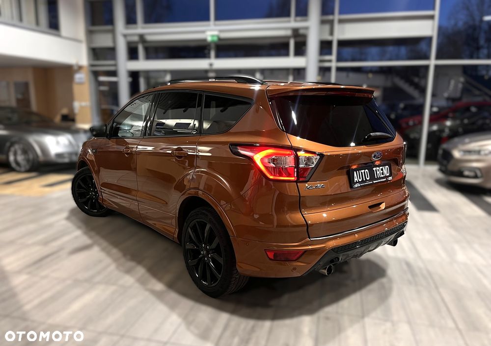 Ford Kuga 2.0 EcoBoost 4x4 ST-Line - 4