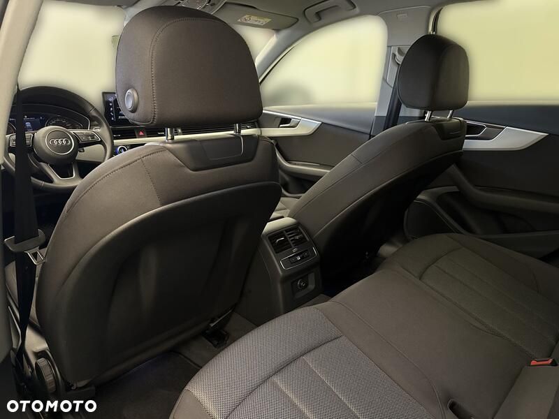 Audi A4 Limousine 35 TFSI mHEV Advanced S tronic - 18