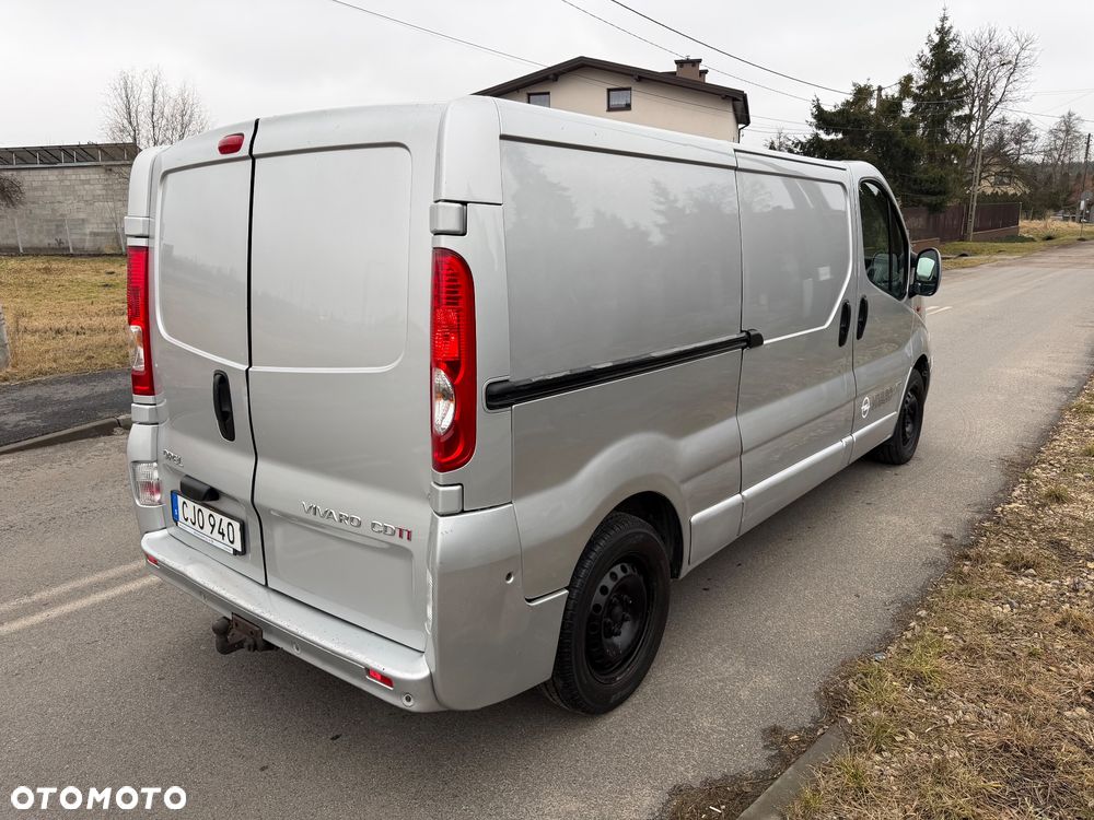 Opel Vivaro Long - 5