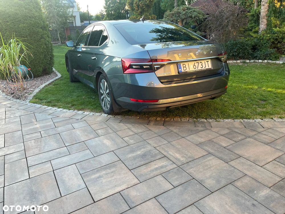 Skoda Superb 2.0 TDI SCR Style - 11