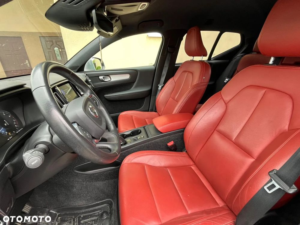 Volvo XC 40 T5 AWD Momentum - 7