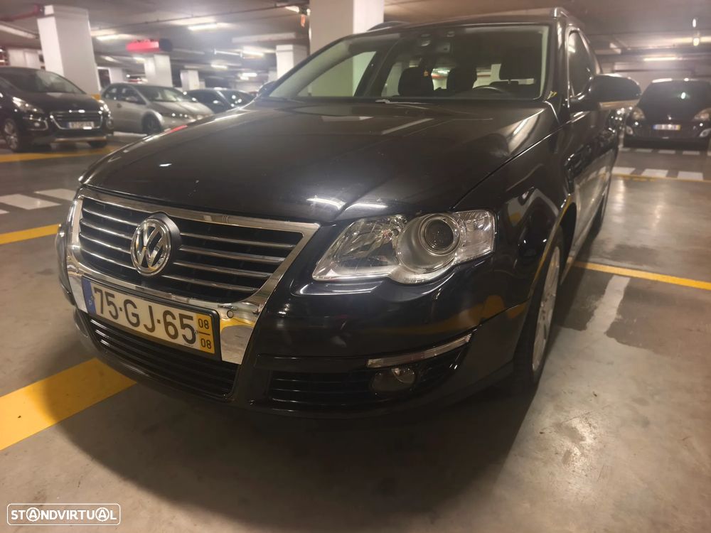 VW Passat Variant 2.0 TDI Highline - 16