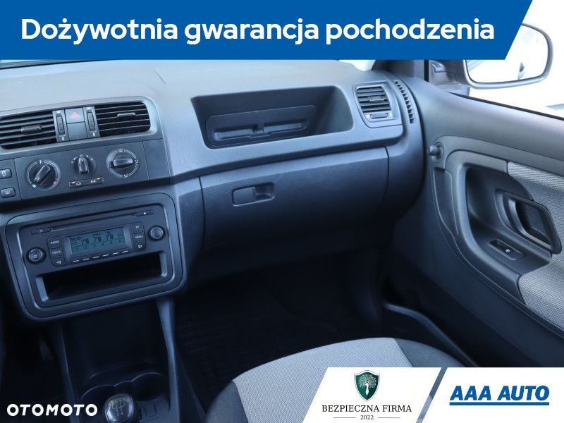 Skoda Fabia - 10