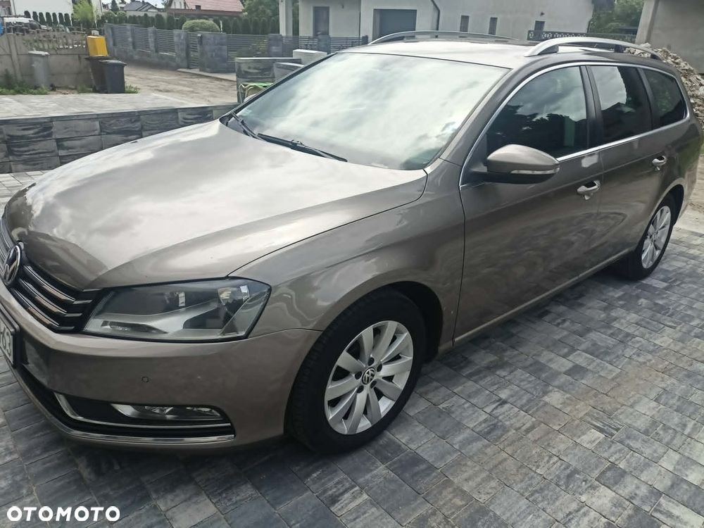 Volkswagen Passat 2.0 Blue TDI SCR Comfortline - 4