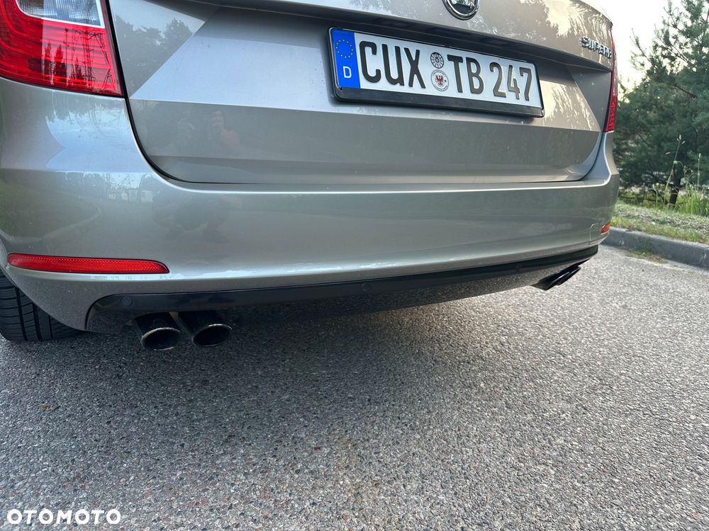 Skoda Superb 2.0 TSI DSG Exclusive - 14