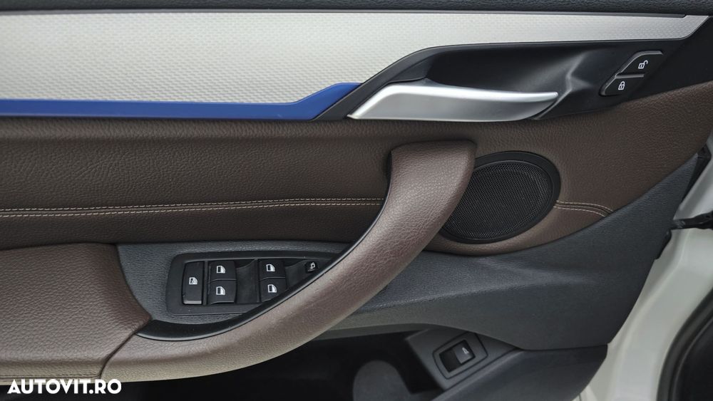 BMW X1 xDrive20d AT - 11