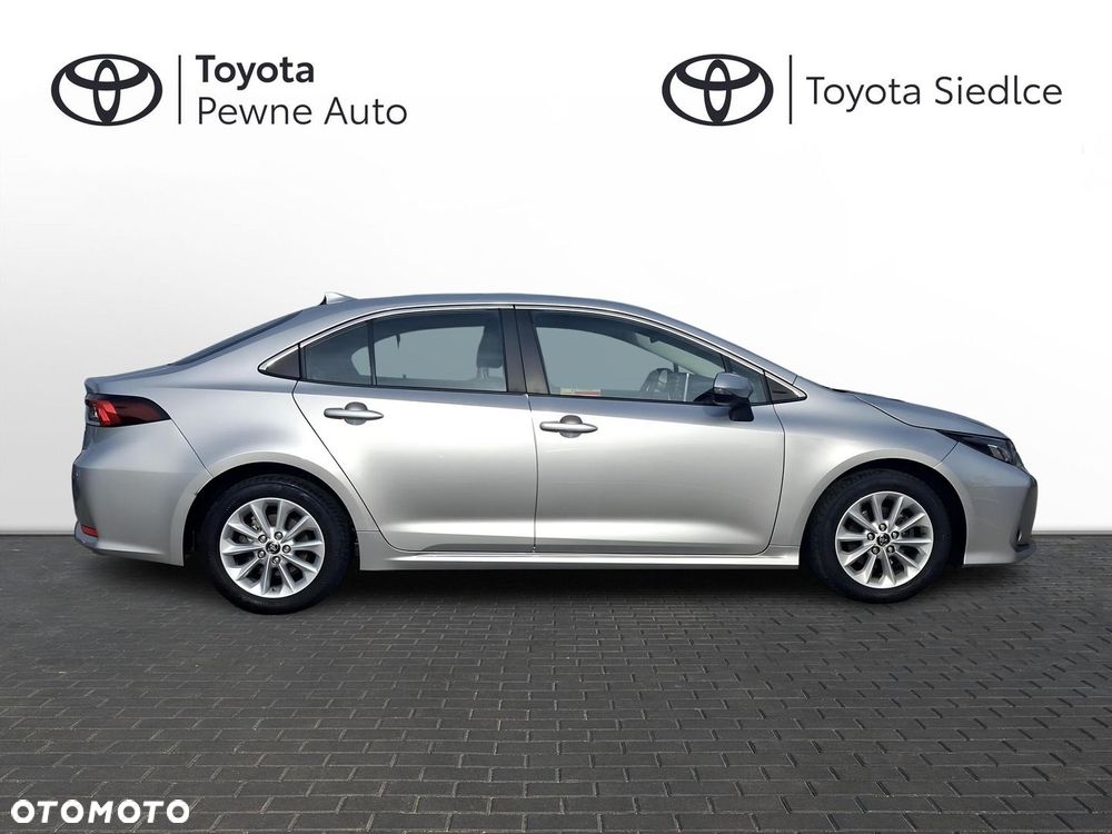 Toyota Corolla - 8