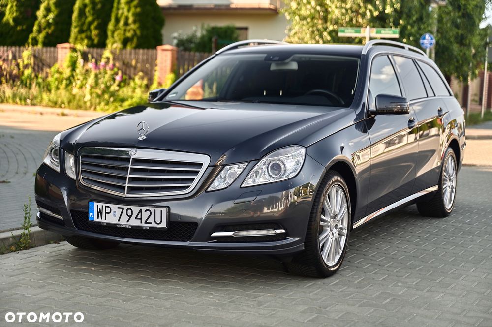 Mercedes-Benz Klasa E 250 CDI DPF 4Matic BlueEFFICIENCY 7G-TRONIC - 6