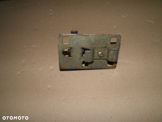 RYGIEL MASKI VOLVO 440 460 - 5