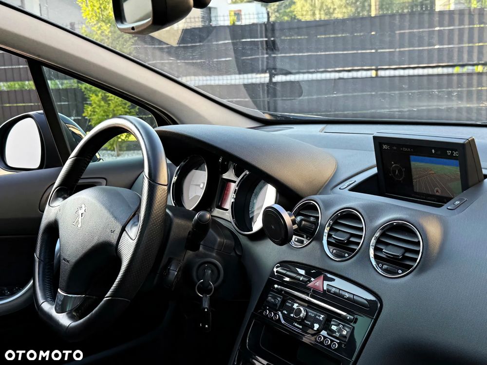 Peugeot 308 HDi FAP 150 Business Line Niveau 2 - 19