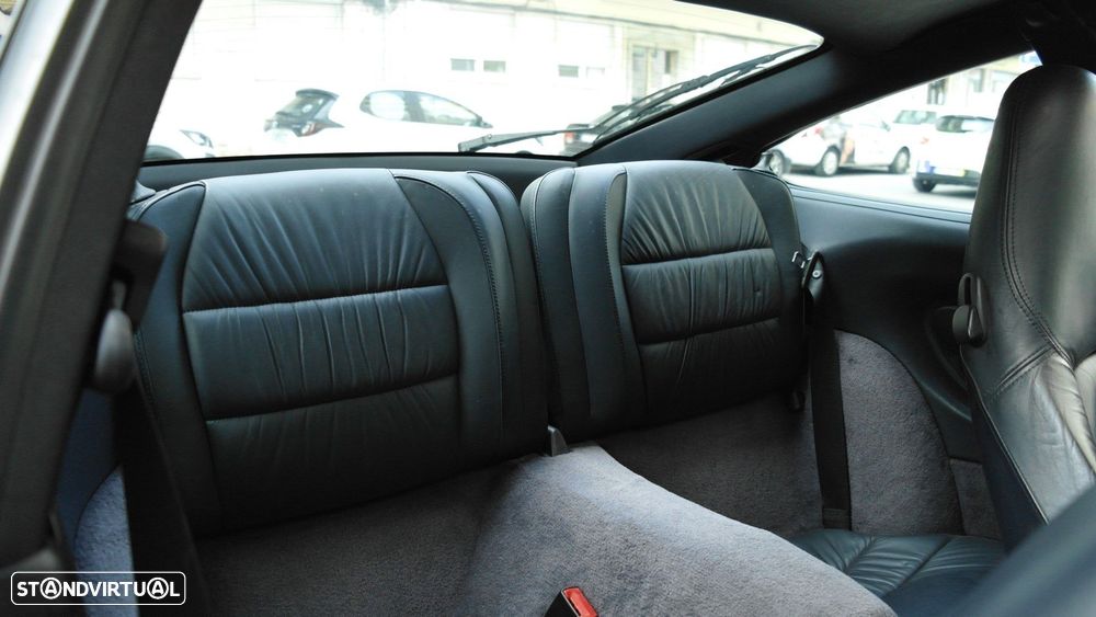 Porsche 911 (996) Carrera Coupé - 37