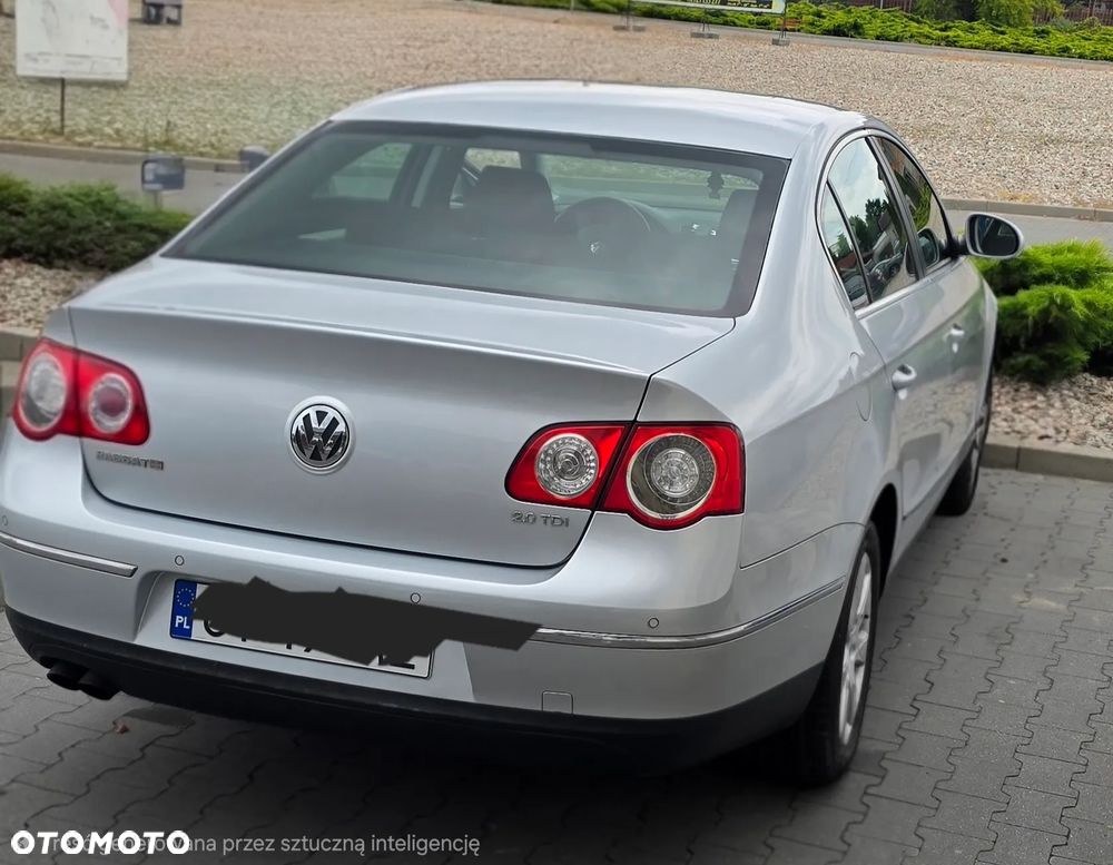 Volkswagen Passat 2.0 TDI 4Mot Comfortline - 3