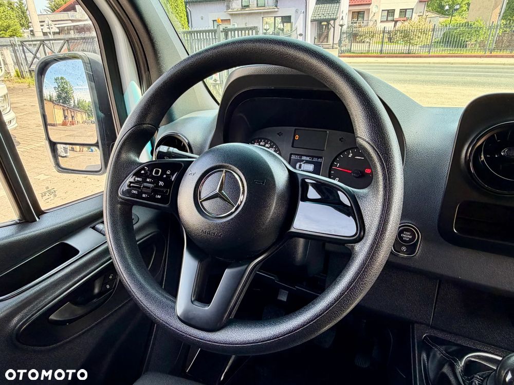 Mercedes-Benz SPRINTER LONG / SALON POLSKA / NISKI PRZEBIEG / MANUAL / ROCZNA GWARANCJA / LEASING / KREDYT - 16