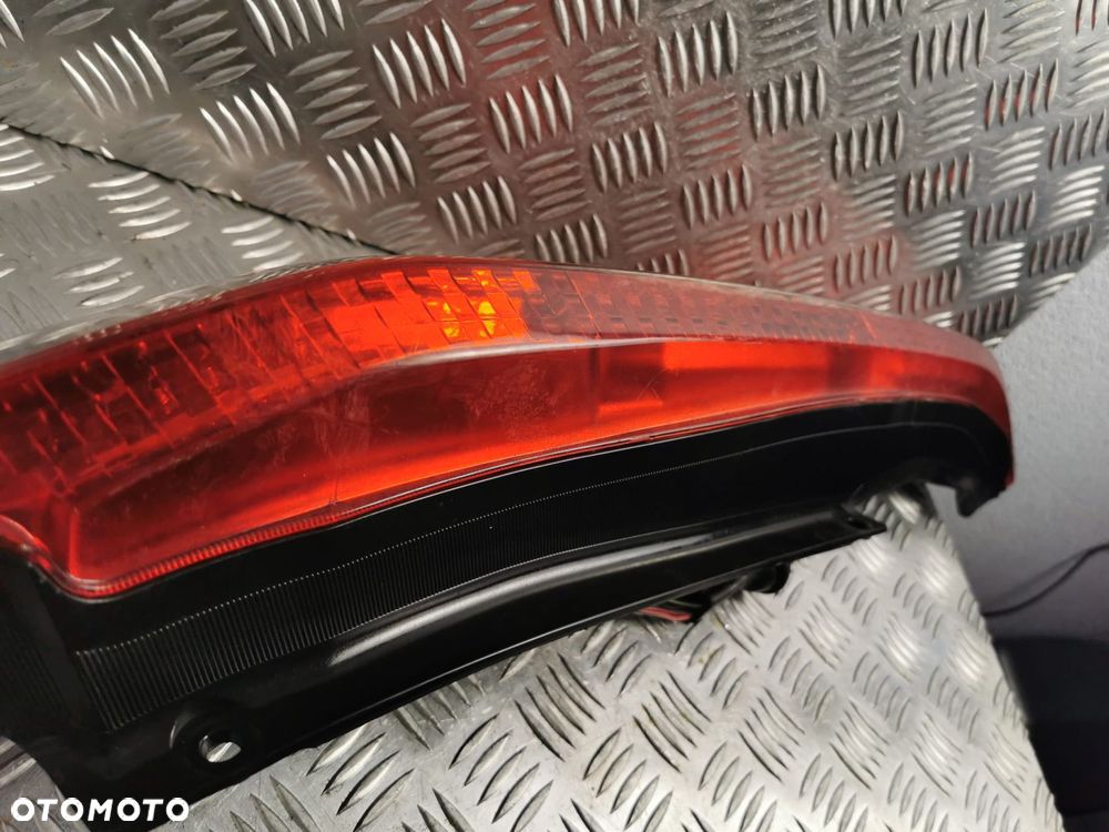 Nissan X-Trail T30 Lampa Lewa Tylna Tył  Oe - 12