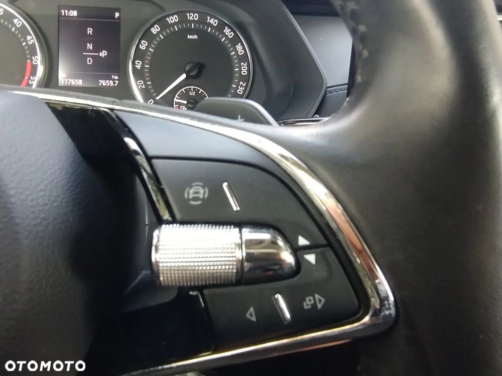 Skoda Octavia 2.0 TDI Ambition DSG - 12