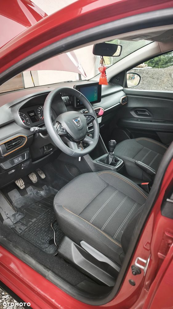 Dacia Sandero 1.0 TCe Essential - 2