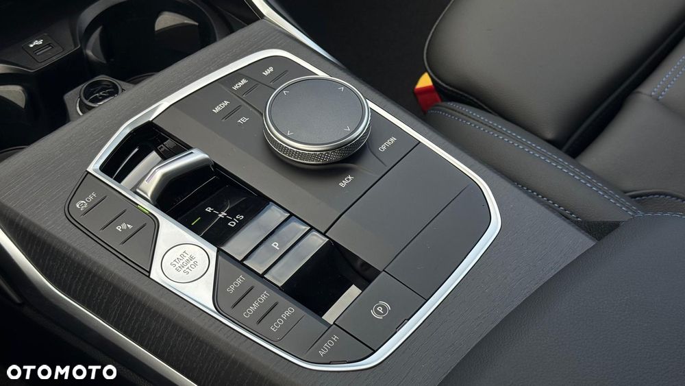 BMW Seria 3 330d xDrive mHEV M Sport - 23