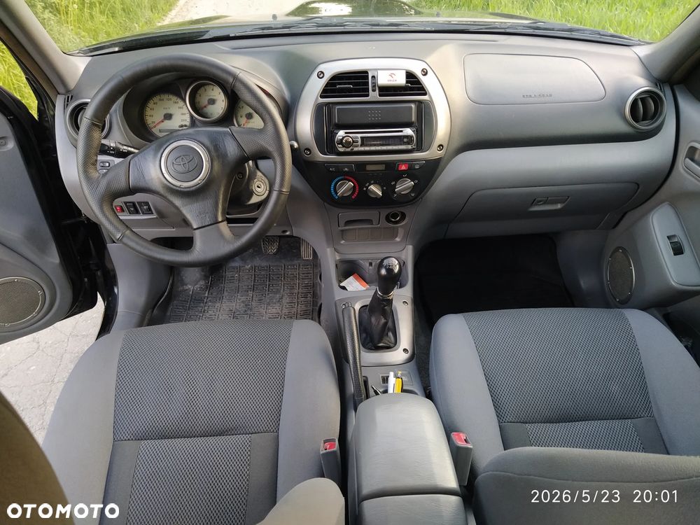 Toyota RAV4 D-4D 4x4 Executive - 8