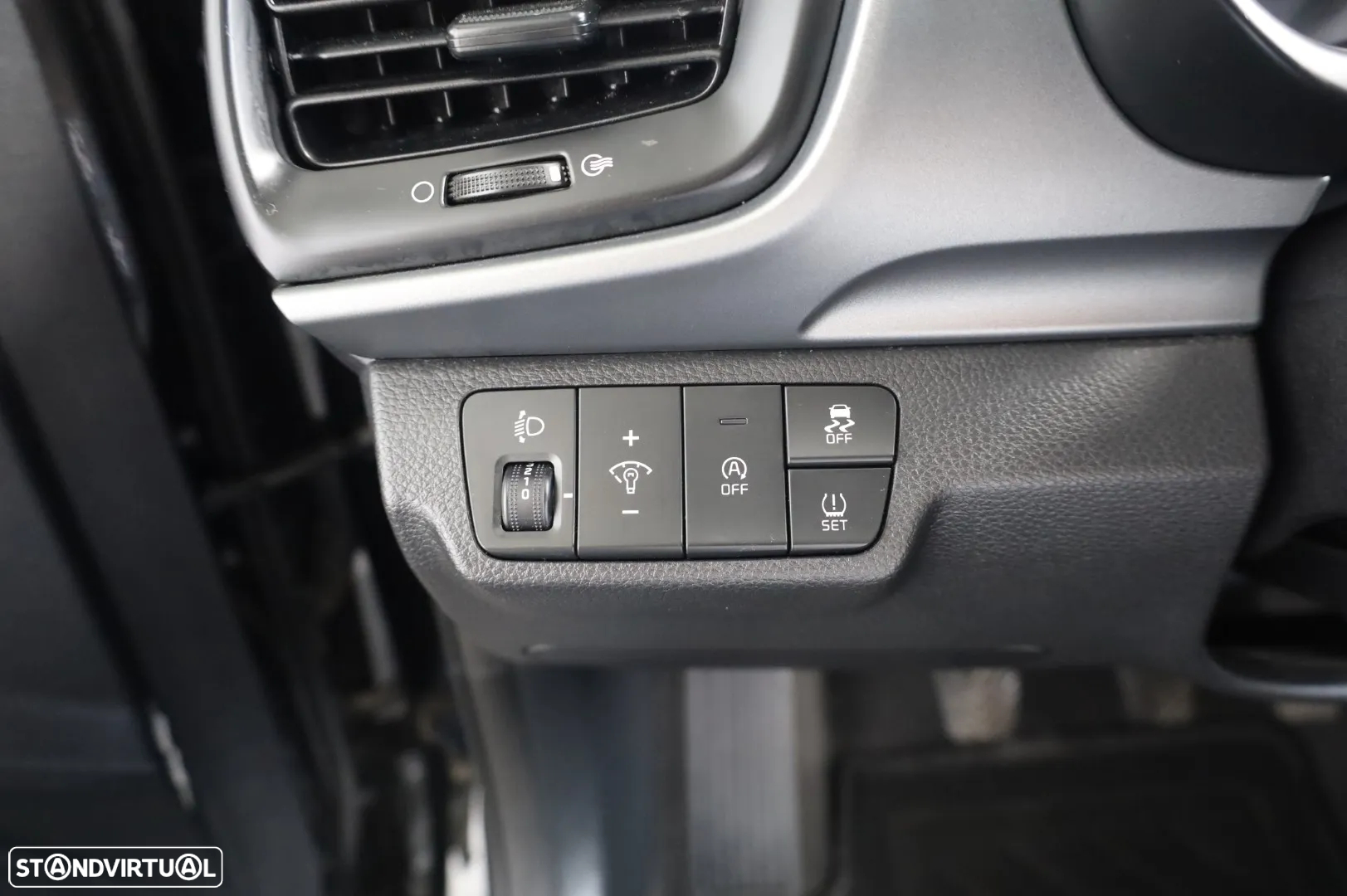Kia Stonic 1.2 Dynamic - 26