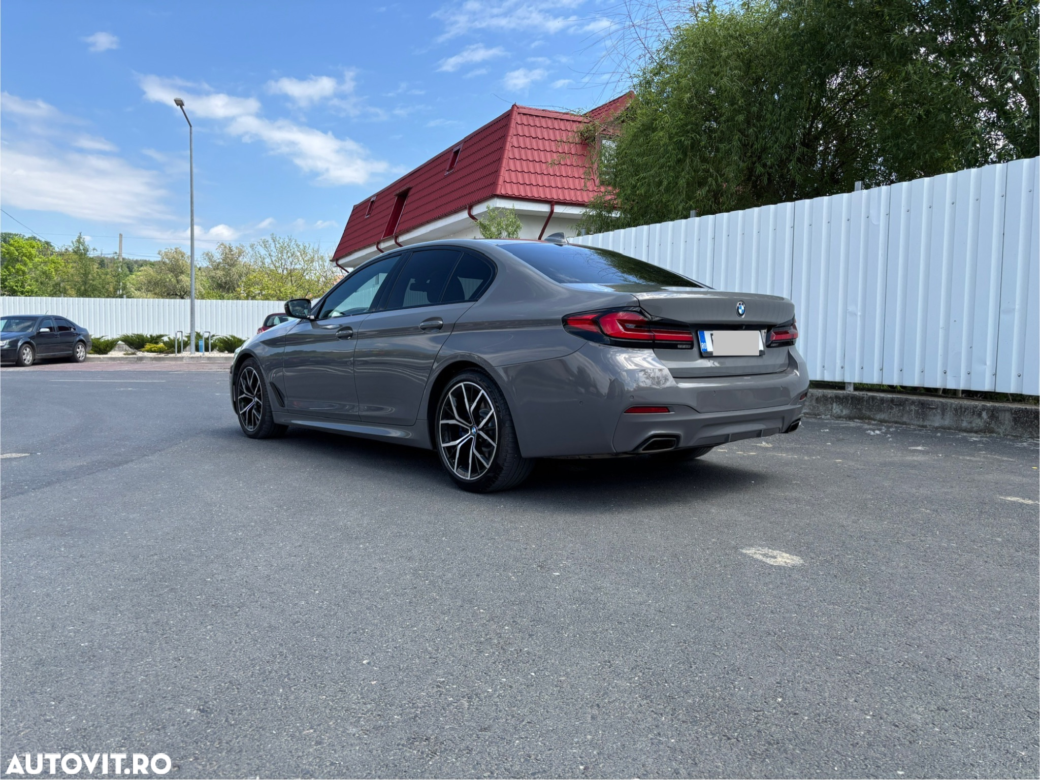 BMW Seria 5 530d xDrive AT MHEV - 3