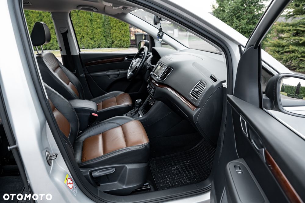 Volkswagen Sharan 2.0 TSI DSG Highline - 23