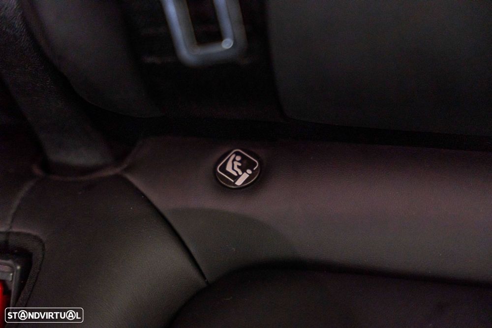 Tesla Model Y Performance Tração Integral - 12