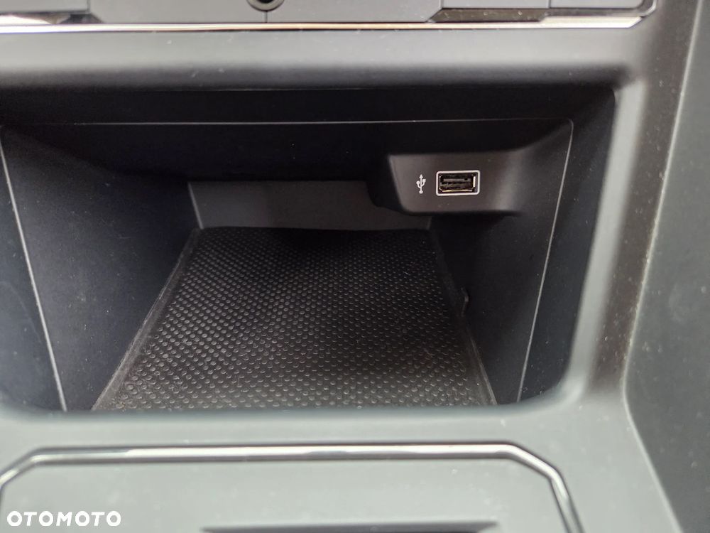 Volkswagen Polo 1.6 TDI SCR JOIN - 28