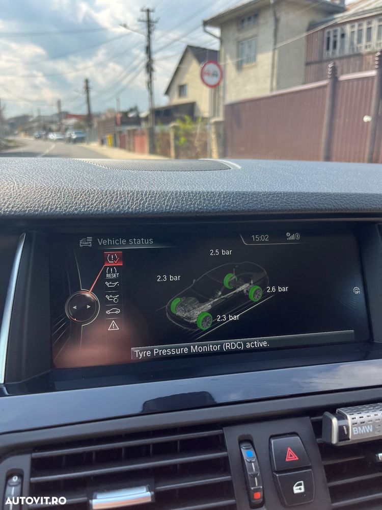 BMW Seria 5 518d Aut. - 35