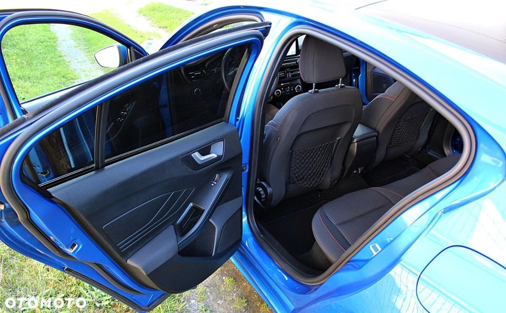 Ford Focus - 12