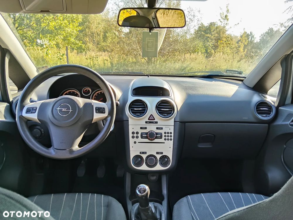 Opel Corsa - 13