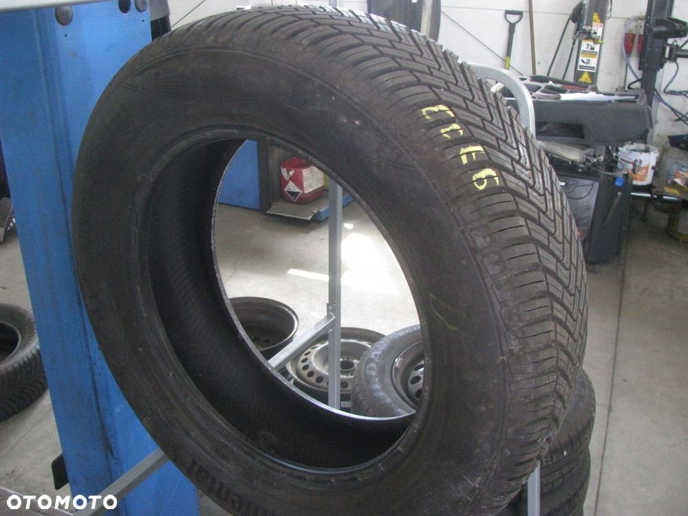 Opona całoroczna Continental AllSeasonContact 215/65R17 99 V - 2