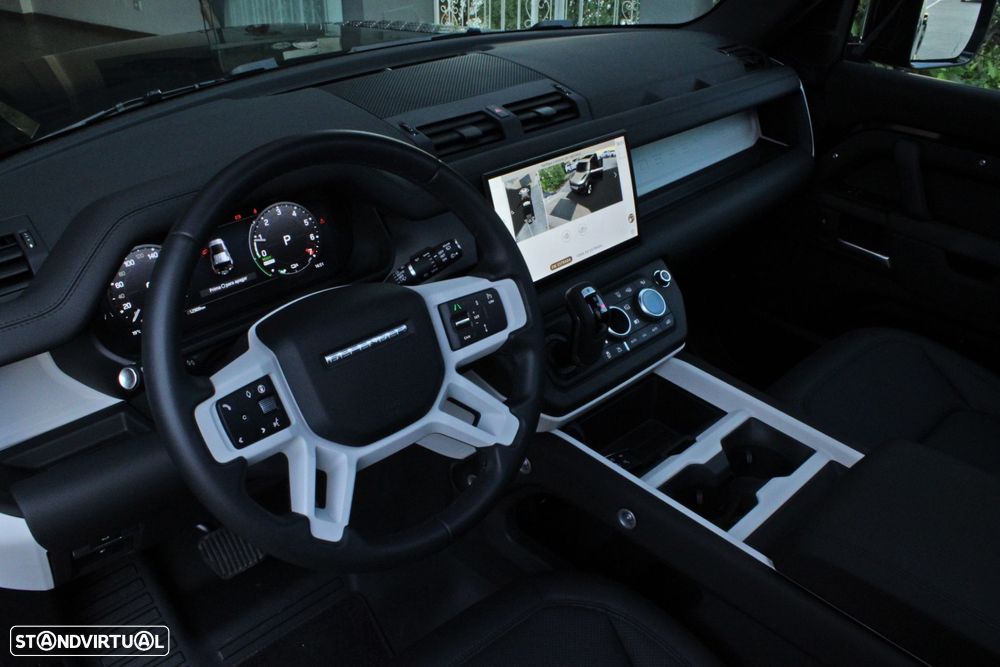 Land Rover Defender 2.0 P300e 110 AWD S - 5