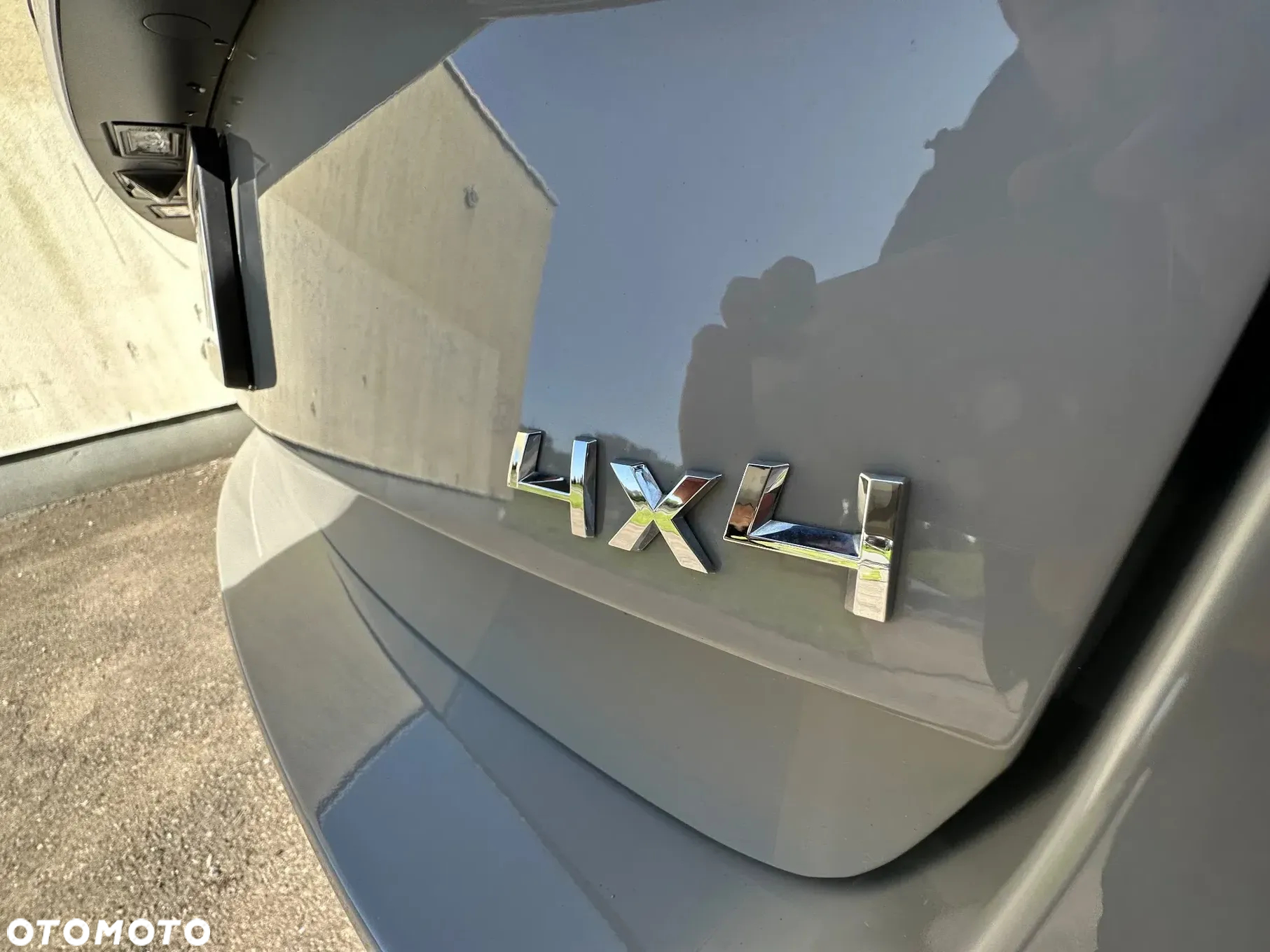 Skoda Superb Combi 2.0 TDI 4x4 DSG Scout - 22