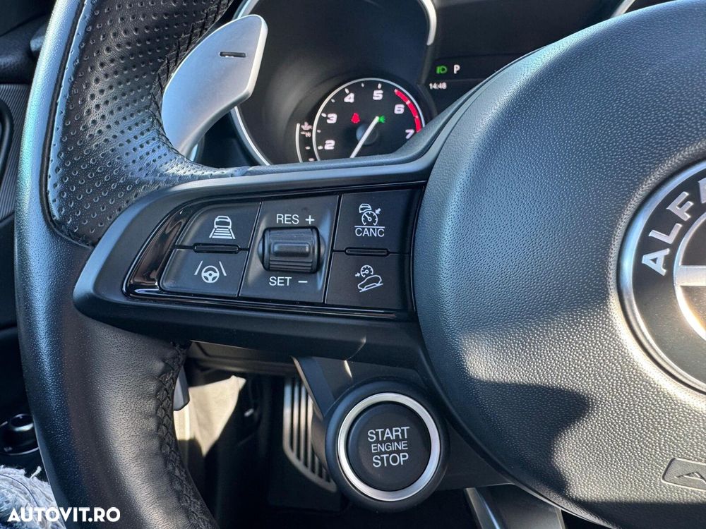 Alfa Romeo Stelvio - 24