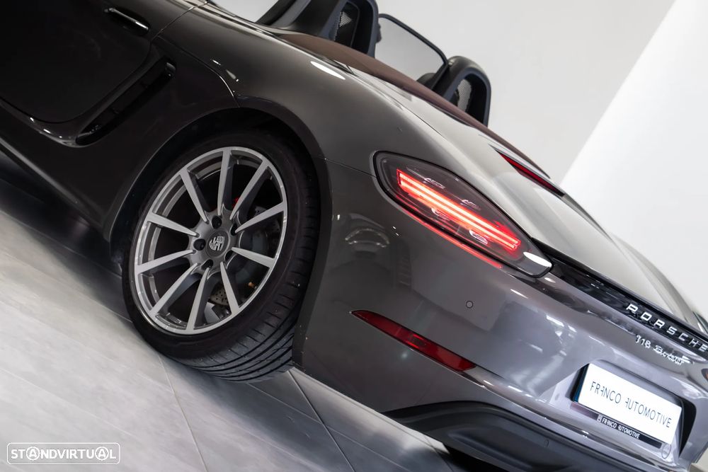 Porsche 718 Boxster 2.0 PDK - 8
