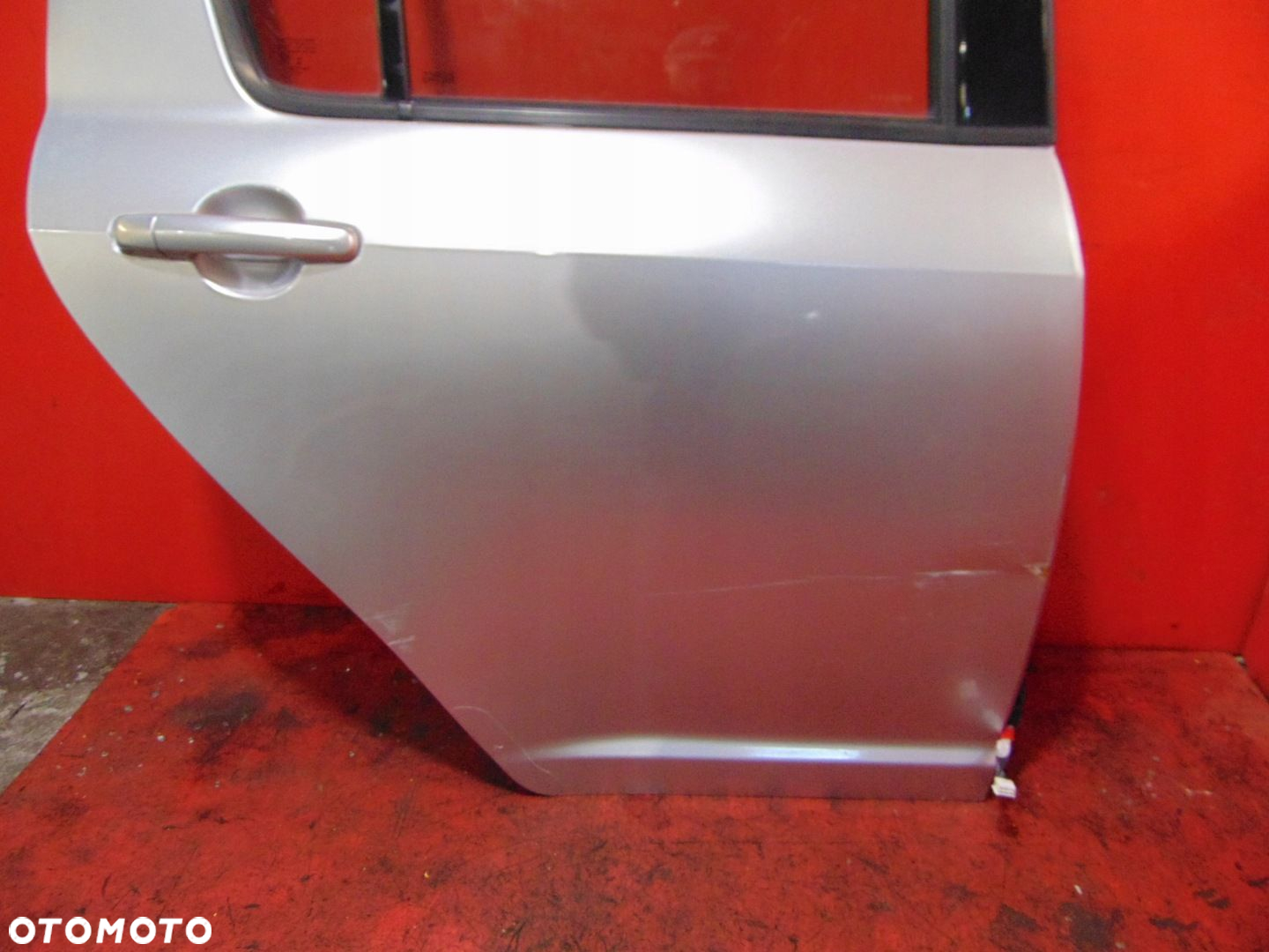 SUZUKI SWIFT III MK6 DRZWI TYŁ PRAWE SREBRNE ZCC - 3
