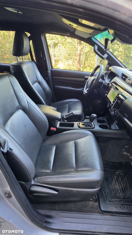 Toyota Hilux 2.8 D-4D Double Cab Invincible 4x4 - 15