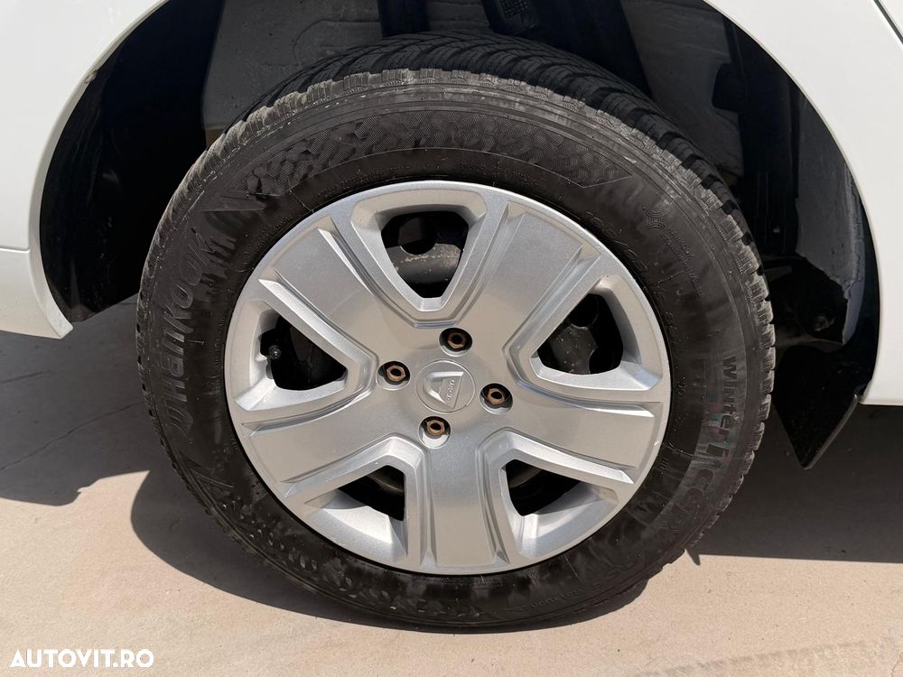 Dacia Logan 0.9 TCe Laureate - 30