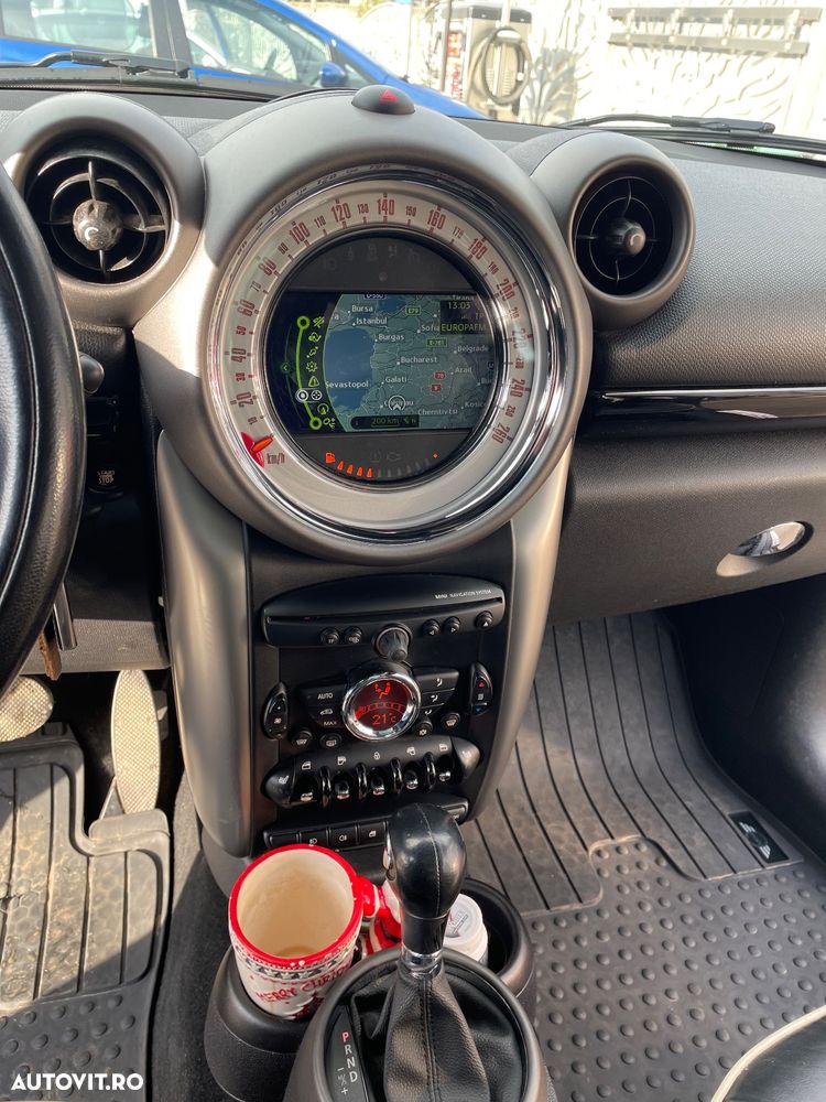 Mini Countryman - 11